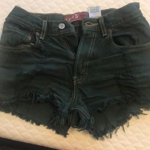 Levi’s green shorts
